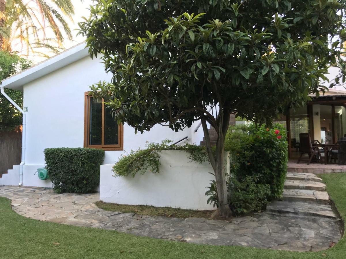 Villa With Heated Pool And Jacuzzi Close To Puerto Banus And Beach Estepona Ngoại thất bức ảnh